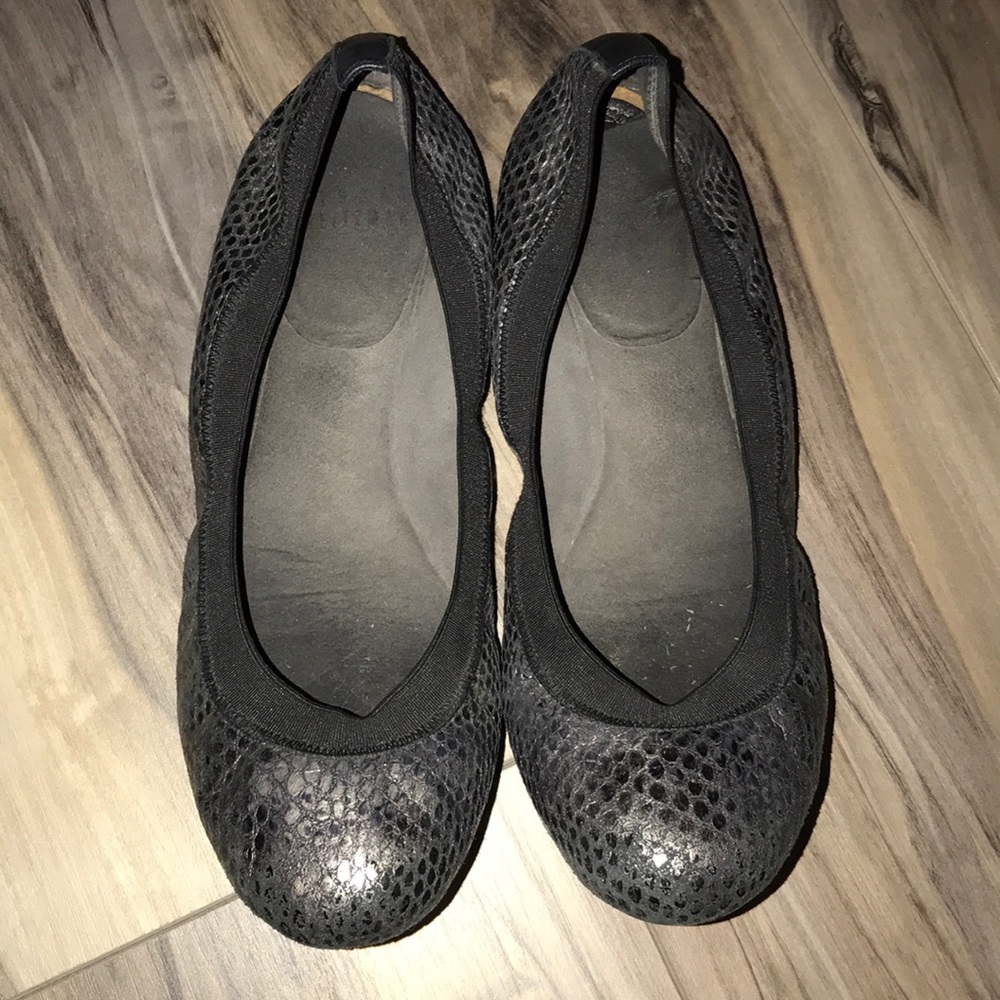 Stuart Weitzman Snakeskin Flat - image 3